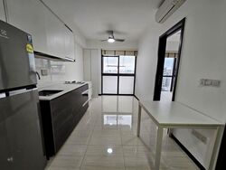 Sims Urban Oasis (D14), Condominium #578979491